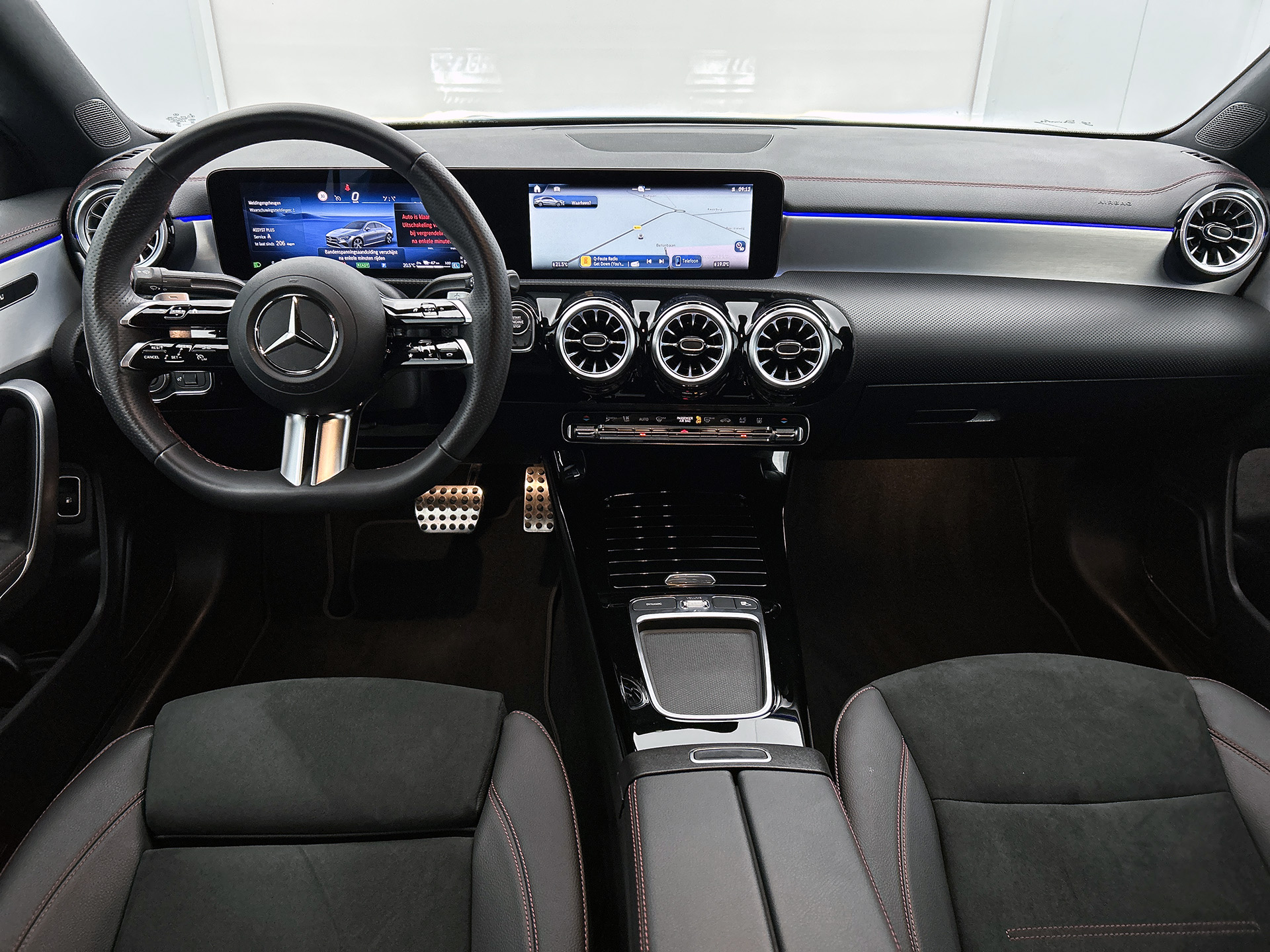 45907673-1.jpg
