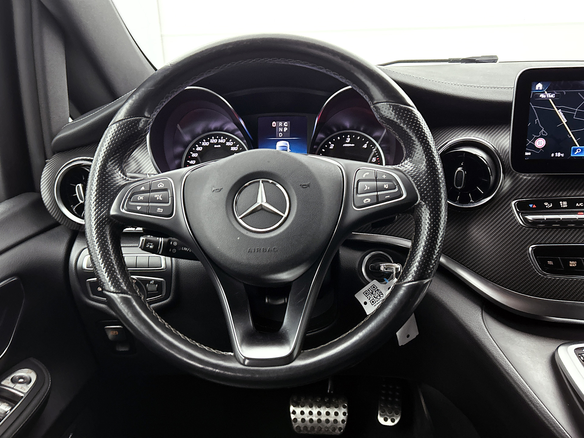 47984806-13.jpg